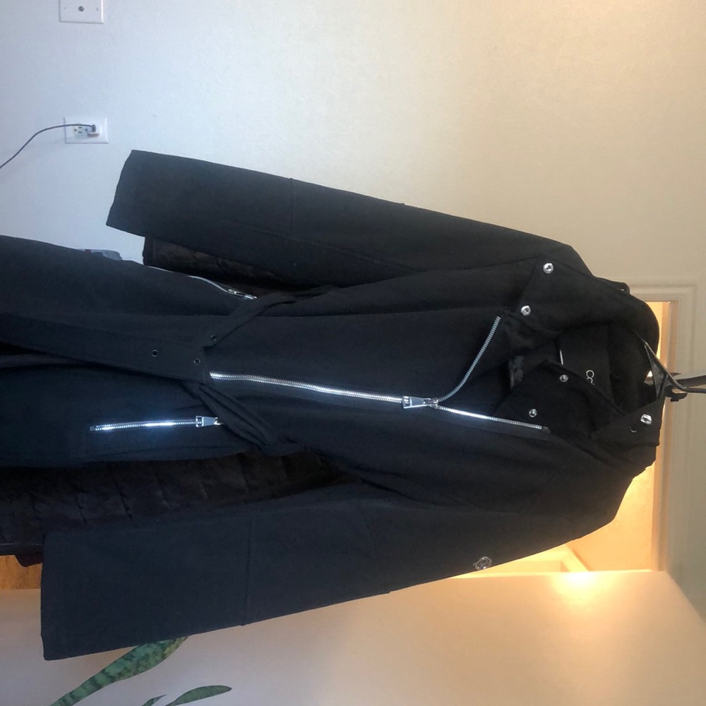 Calvin Klein coat still has tags retails at $200